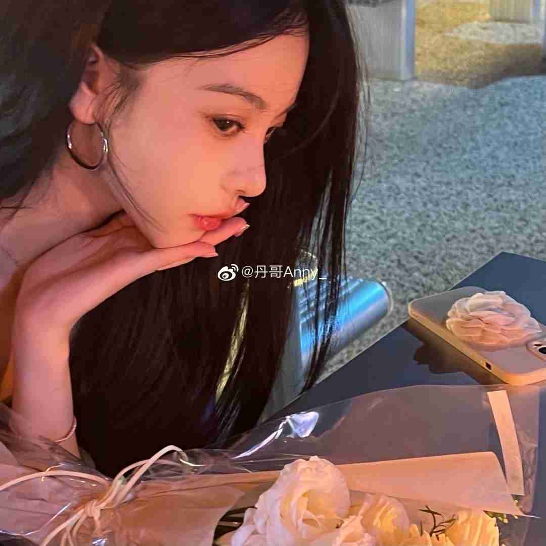 黑料网 - 你我都在看的爆料现场,揭秘每一个网络崩塌